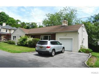1048 Clay Ave, New Rochelle, NY 10803-3203