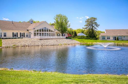 27 Valley Stream Ln, Lakewood NJ  08701-5746 exterior