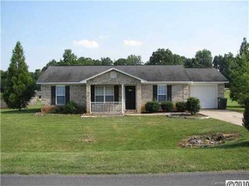 1150 Highland Creek Dr, Salisbury, NC 28147-6810