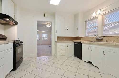 426 Lockeford St, Lodi CA 95240-2335 exterior