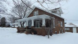 102 Madison St, Dodgeville, WI 53533-1128