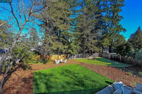 51 Mustang Ct, Danville, CA 94526-5109