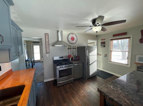 4333 78, Milwaukee WI 53218-5307 exterior