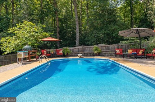 7748 Waterford Dr, Spotsylvania VA  22551-2200 exterior