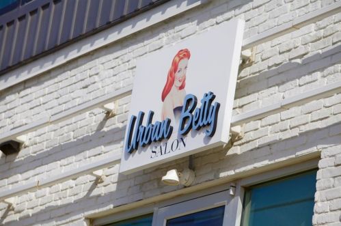 814 Bluff Dr, Austin TX 78745-4516 exterior