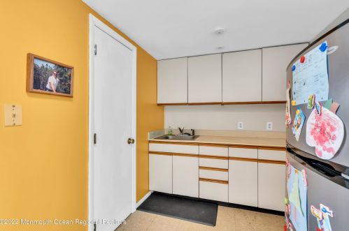 1019 Bowsprit Pt, Lacey Township NJ  08734-2706 exterior