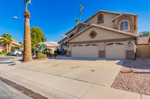 419 Burk St, Gilbert, AZ 85296-2216