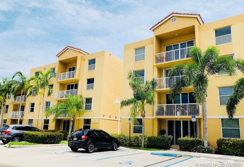 509 Sheridan St, Dania Beach FL  33004-5832 exterior