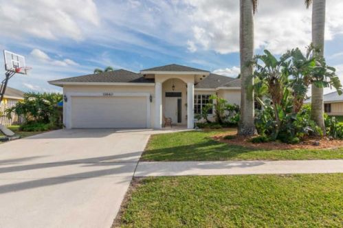 11640 Sanderling Dr, West Palm Beach, FL 33414-5836