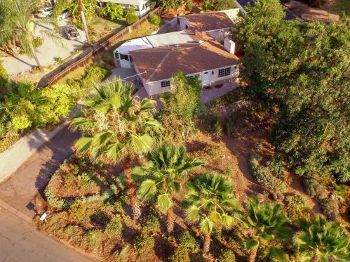 8505 Amato Dr, Lakeside, CA 92040-5506