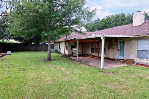 7110 Stonewall Ridge Dr, Richmond, TX 77469-5923