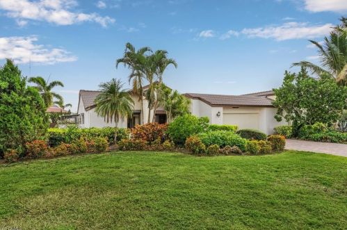 28432 Highgate Dr, Bonita Springs, FL 34135-6831