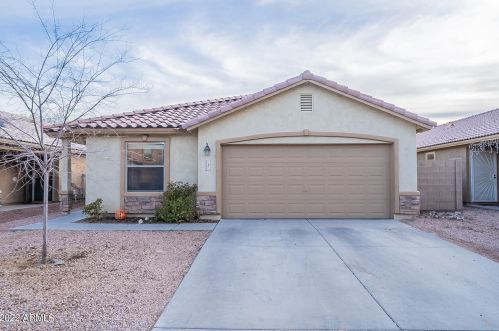 25271 Parkside Ln, Buckeye, AZ 85326-2457