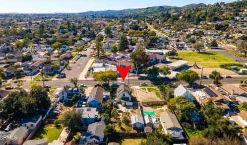 409 10th St, Santa Paula CA  93060-2123 exterior