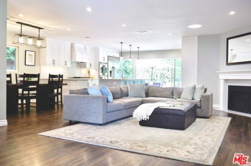 5142 Costello Ave, Van Nuys, CA 91423-1208