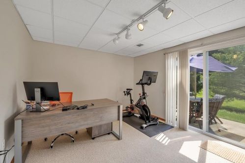 420 Carters Grove Dr, Gibsonia PA  15044-9533 exterior