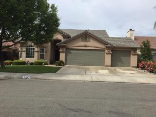 2302 Revere Rd, Fresno, CA 93720-4650