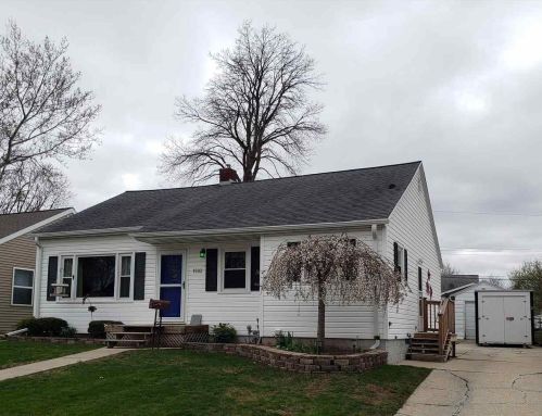 1582 Louise St, Green Bay, WI 54302-2438
