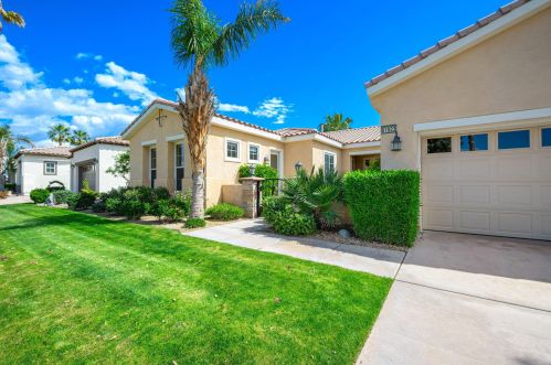81823 Prism Dr, La Quinta CA  92253-7722 exterior