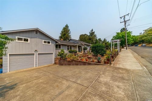 5051 Boulder Ln, Santa Rosa, CA 95405-7450