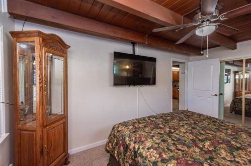 616 Q St, Rio Linda CA  95673-1427 exterior