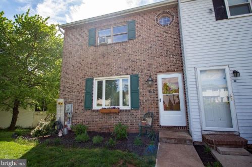 62 White Dogwood Dr, Etters PA  17319-9569 exterior