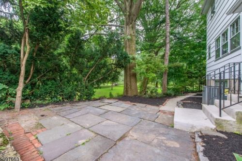 66 Ravine Ave, Nutley NJ  07110-2934 exterior