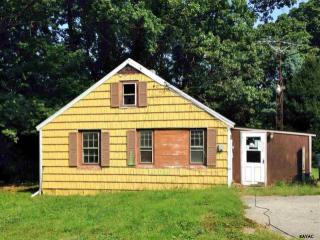 190 Fuhrman Mill Rd, Hanover, PA 17331-9648