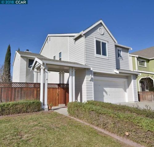 4821 Canopy Ln, Oakley, CA 94561-4123