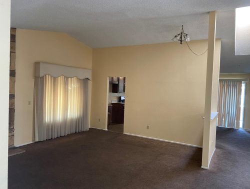 15818 Candlewood Dr, Victorville, CA 92395-4814