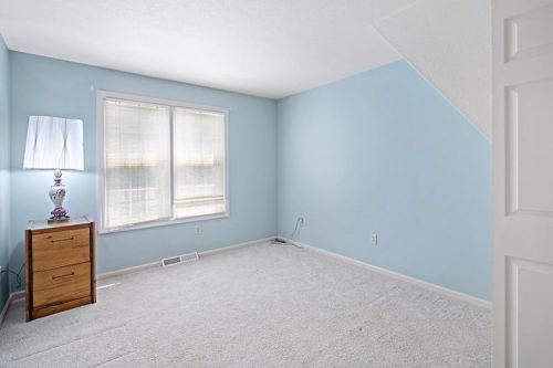 1212 Parkside Dr, Bridgeville PA  15017-1267 exterior