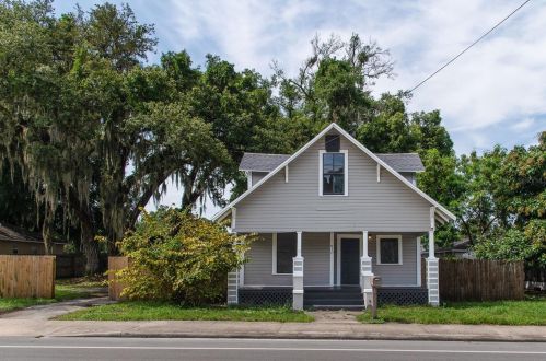 910 Ariana St, Lakeland, FL 33803-1916