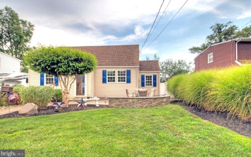 137 Knight Ave, Runnemede, NJ 08078-1752