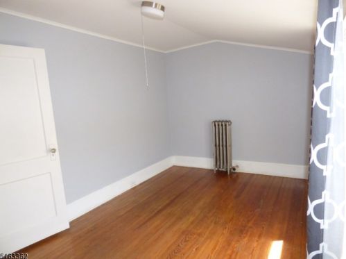 82 Myrtle Ave, Nutley NJ  07110-2834 exterior