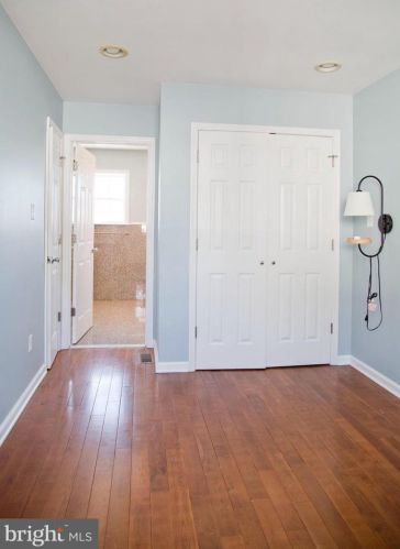 726 24 St, Philadelphia PA 19146-2540 exterior