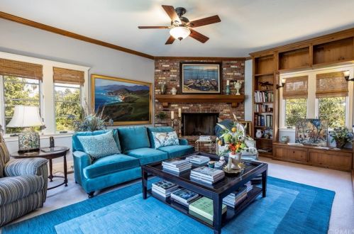1135 Center St, Redlands CA  92373-6737 exterior