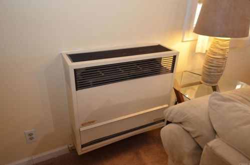 1160 Grand Ave, San Diego CA 92109-4272 exterior