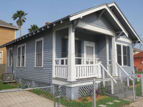 1924 26th St, Galveston TX  77550-7814 exterior