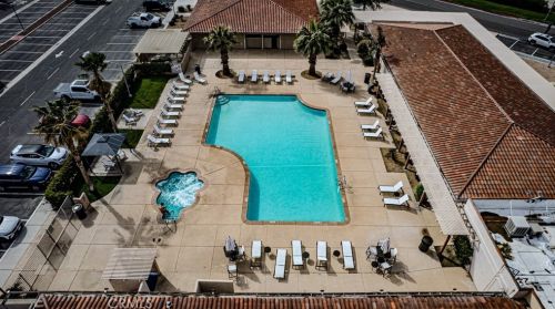 503 Cerritos Way, Cathedral City CA  92234-1617 exterior