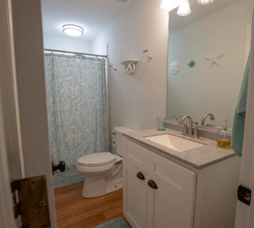 5 Tabby Ln, Isle Of Palms SC 29451-2314 exterior