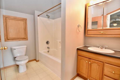 1315 Market St, La Crosse WI  54601-4846 exterior