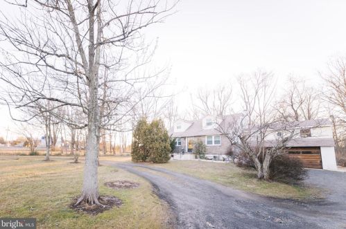 6796 Easton Rd, Pipersville, PA 18947-9749