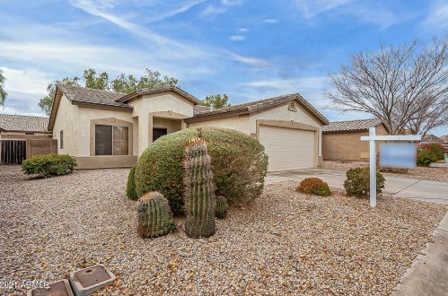 30204 Sun Ray Dr, San Tan Valley, AZ 85143
