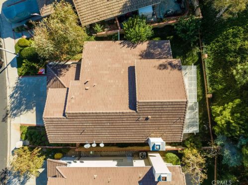 22114 Pamplico Dr, Santa Clarita CA  91350-2186 exterior