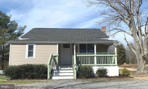 3629 Flat Iron Rd, Montross, VA 22520-2100