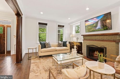 1533 Capitol St, Washington DC  20003-1508 exterior