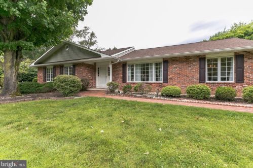 108 Glenwood Dr, Washington Crossing, PA 18977-1514