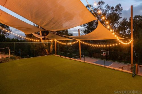 2264 Commonwealth Ave, San Diego CA 92104-5704 exterior