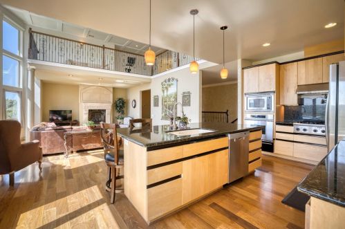 951 Crystal Oak Pl, Newcastle CA  95658-9405 exterior