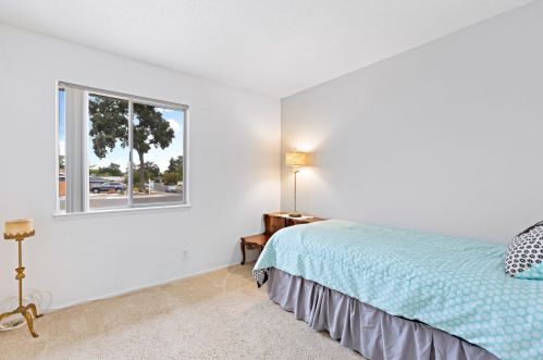 10868 Oakton Way, Rancho Cordova CA  95670-2449 exterior